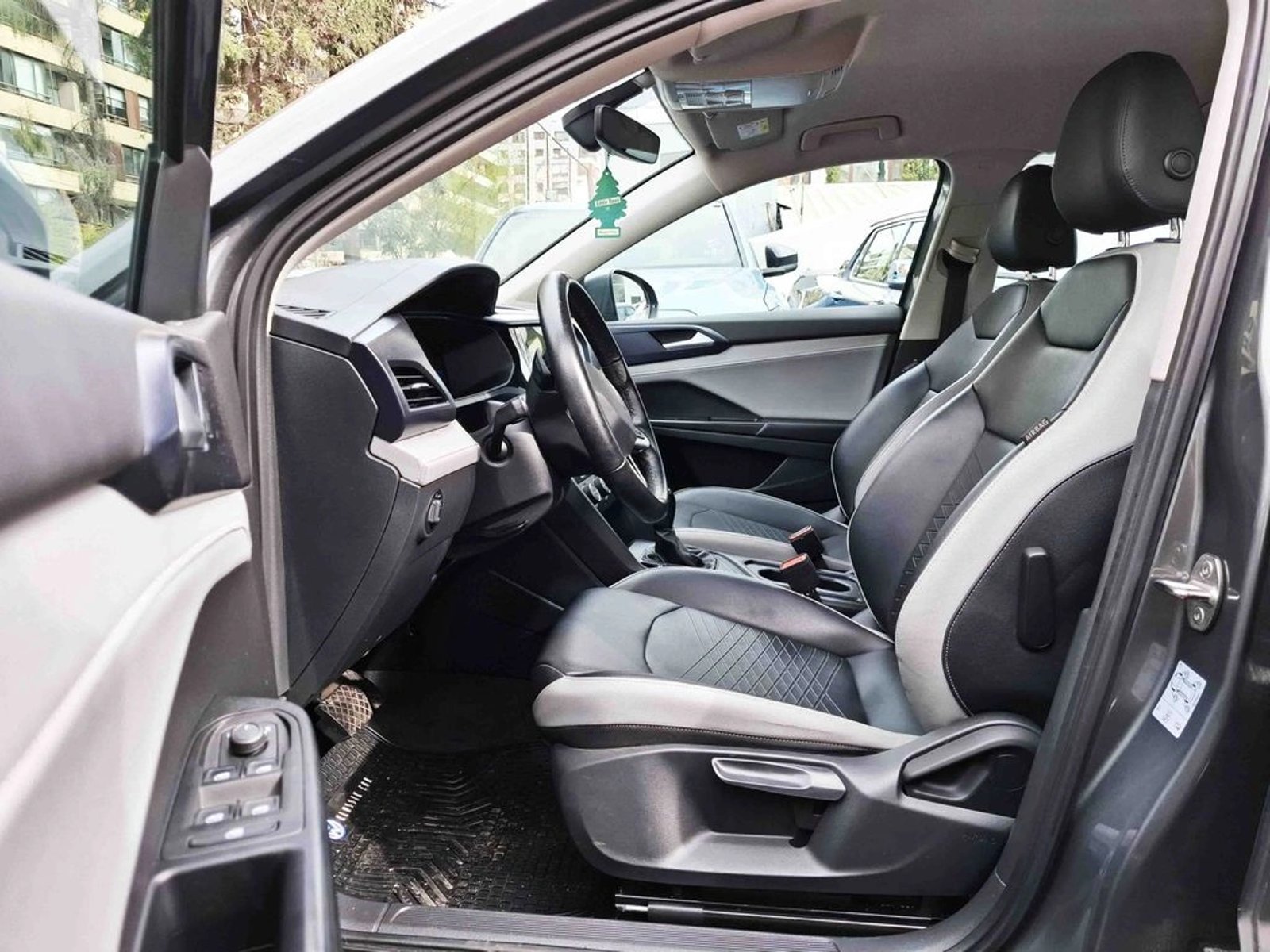 Volkswagen TAOS 1.4 2022 - Imagen 15 de 20
