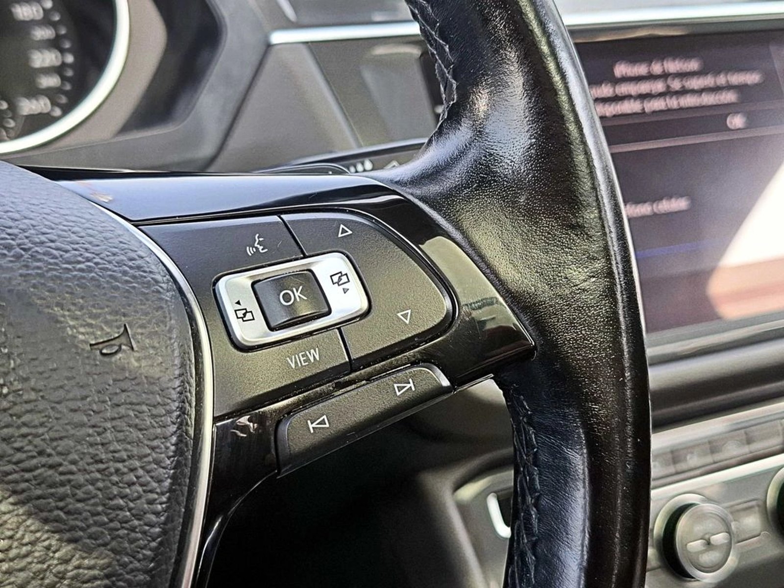 Volkswagen TIGUAN 1.4 TSI HIGHLINE 150HP AT 2019 - Imagen 14 de 17