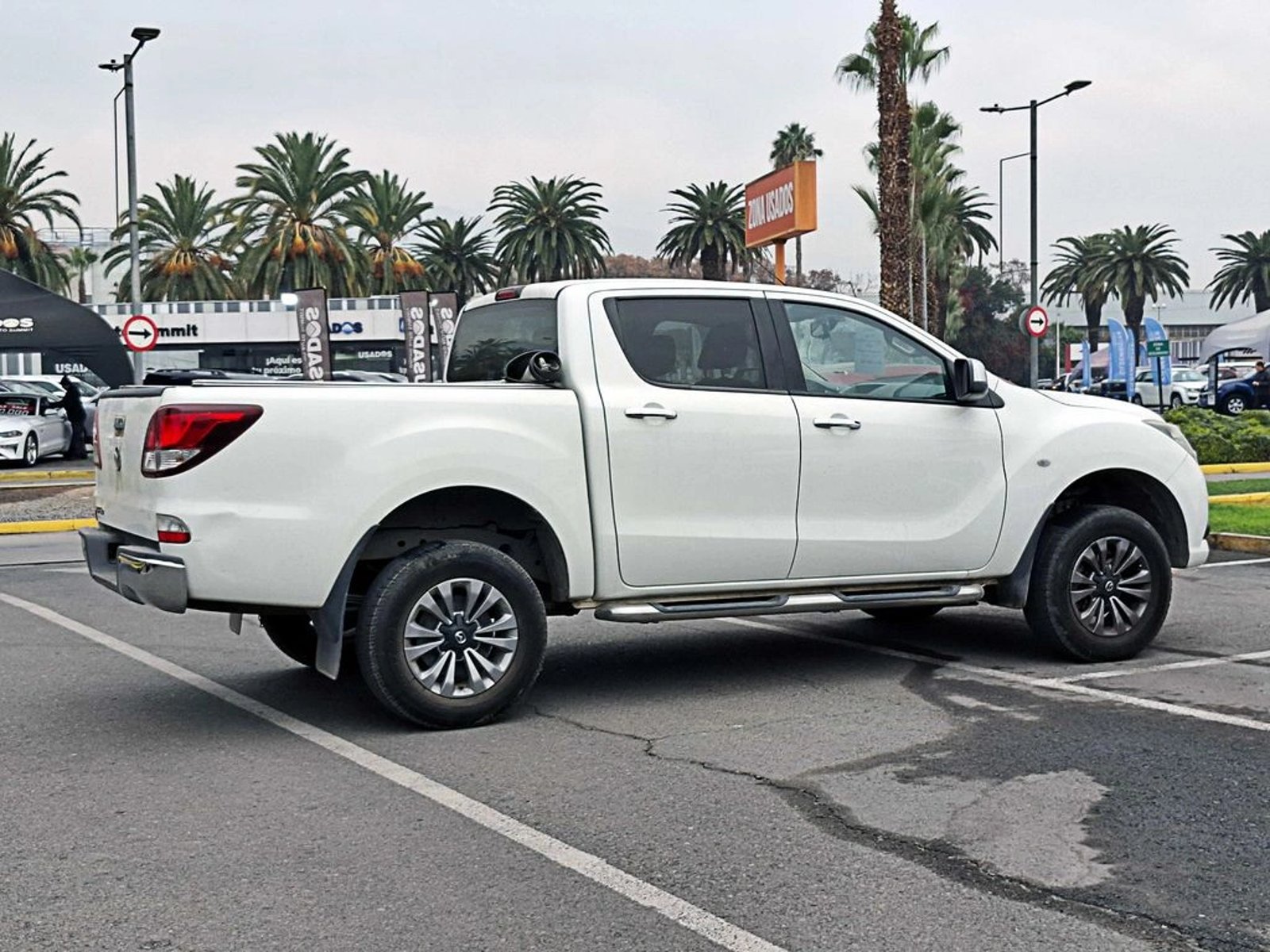 Mazda BT-50 2.2 MT 4X2 DIESEL 2019 - Foto 3 de 11