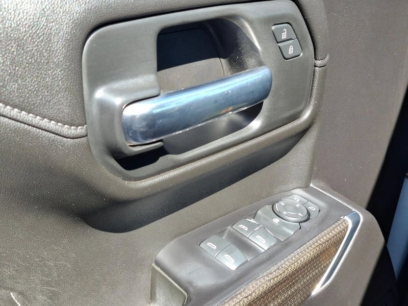 Chevrolet SILVERADO 5.3 CC LT TRAILBOSS Z71 AT 4X4 2021 - Imagen 9 de 18