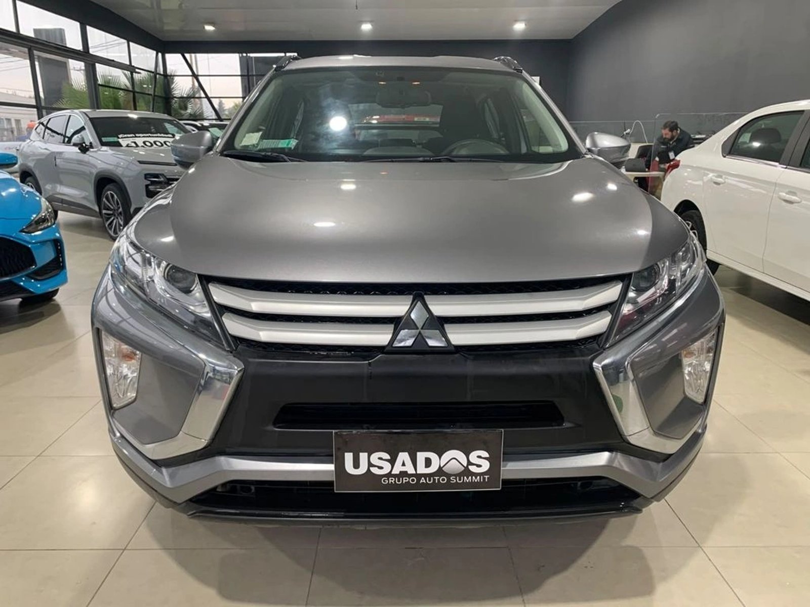 Mitsubishi ECLIPSE CROSS 1.5 TURBO RX MT 2021 - Foto 3 de 8