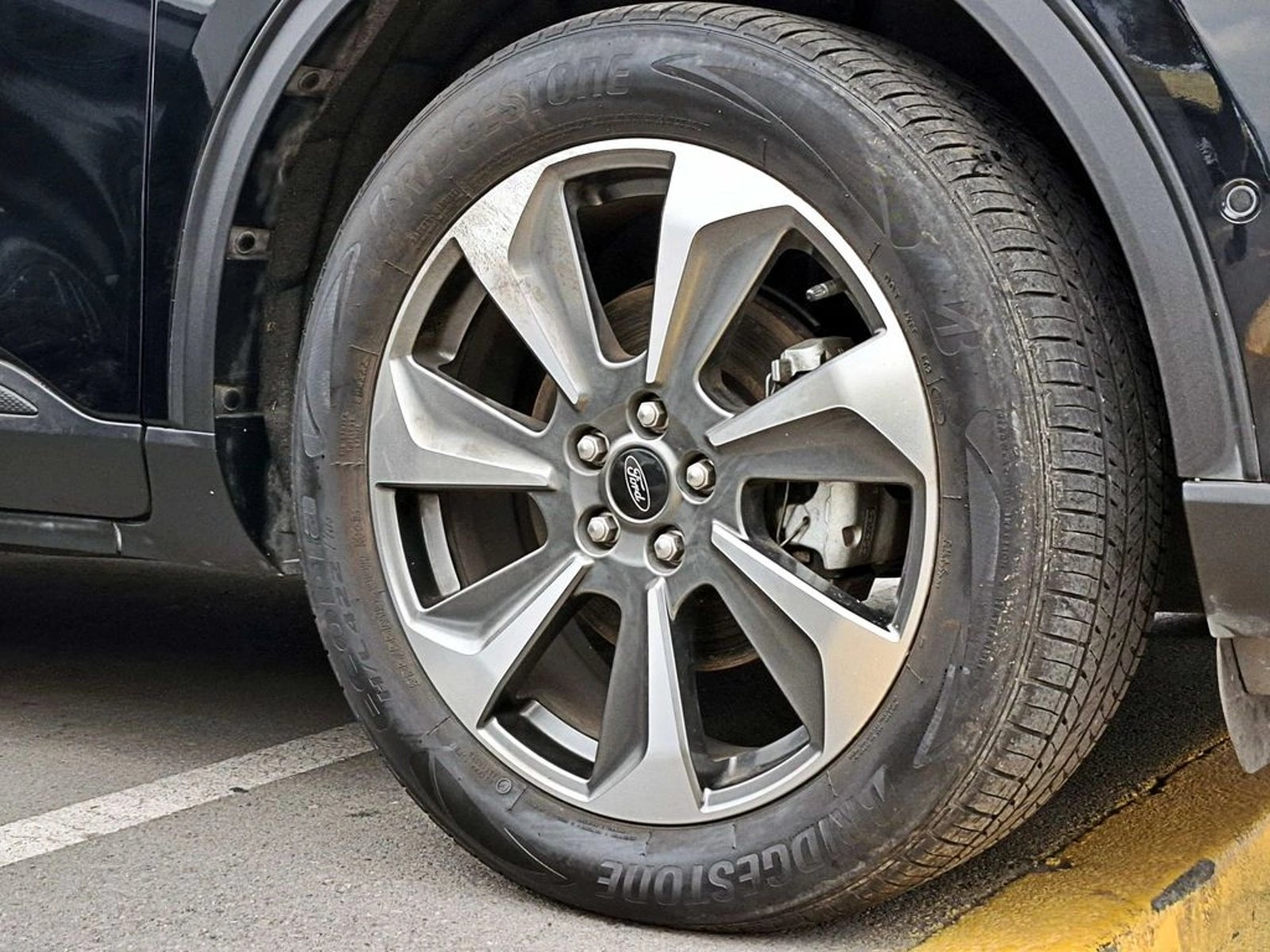 Ford ESCAPE TITANIUM 2.0 AUT 4X4 2024 - Foto 5 de 20