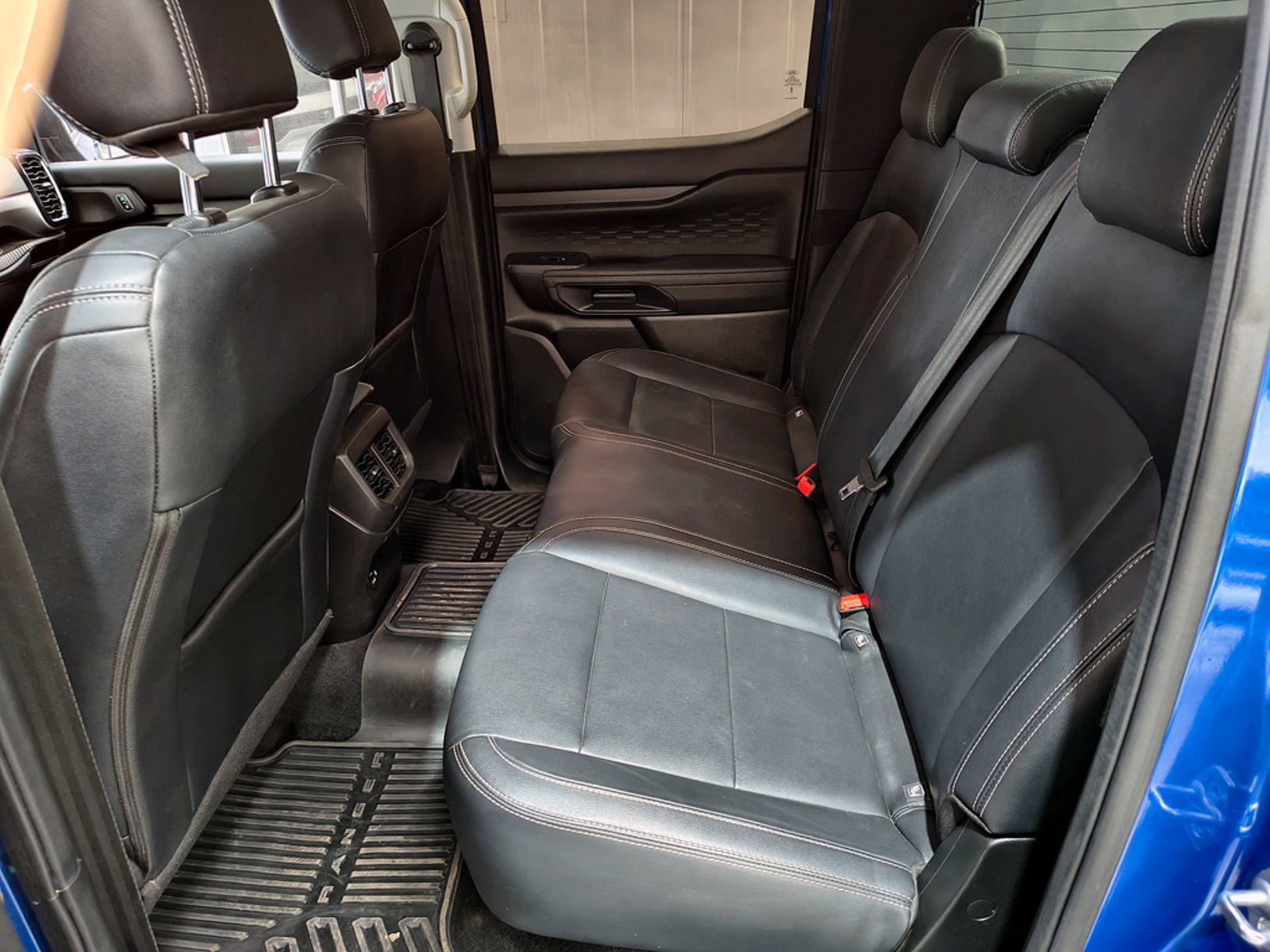 FORD RANGER XLT BITURBO 2025 - Imagen 17 de 20