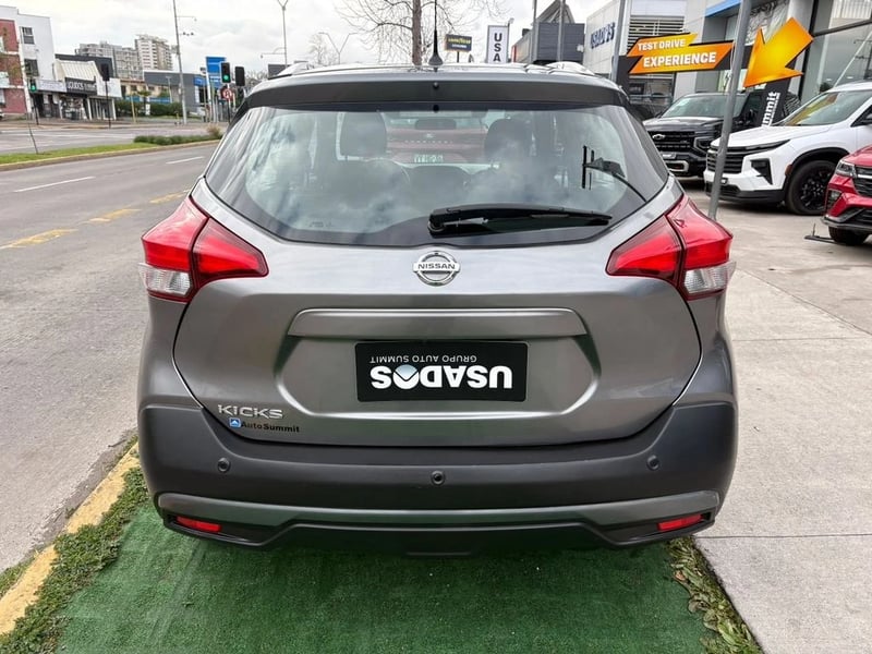 Nissan KICKS 1.6 ADVANCE AT 2020 - Imagen 3 de 9