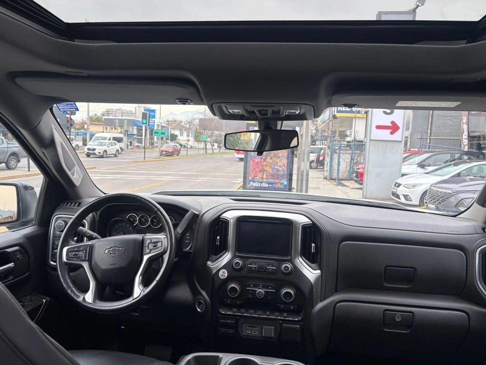 Chevrolet SILVERADO 5.3 LT TRAILBOSS Z71 4X4 AT 4P 2022 - Imagen 6 de 11