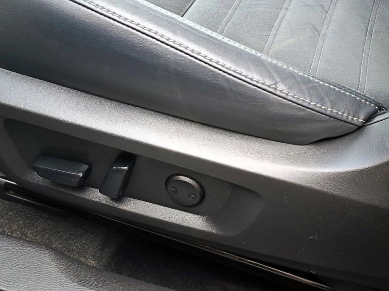 Mitsubishi OUTLANDER 2.5 GLS AT 4X4 2023 - Imagen 9 de 17