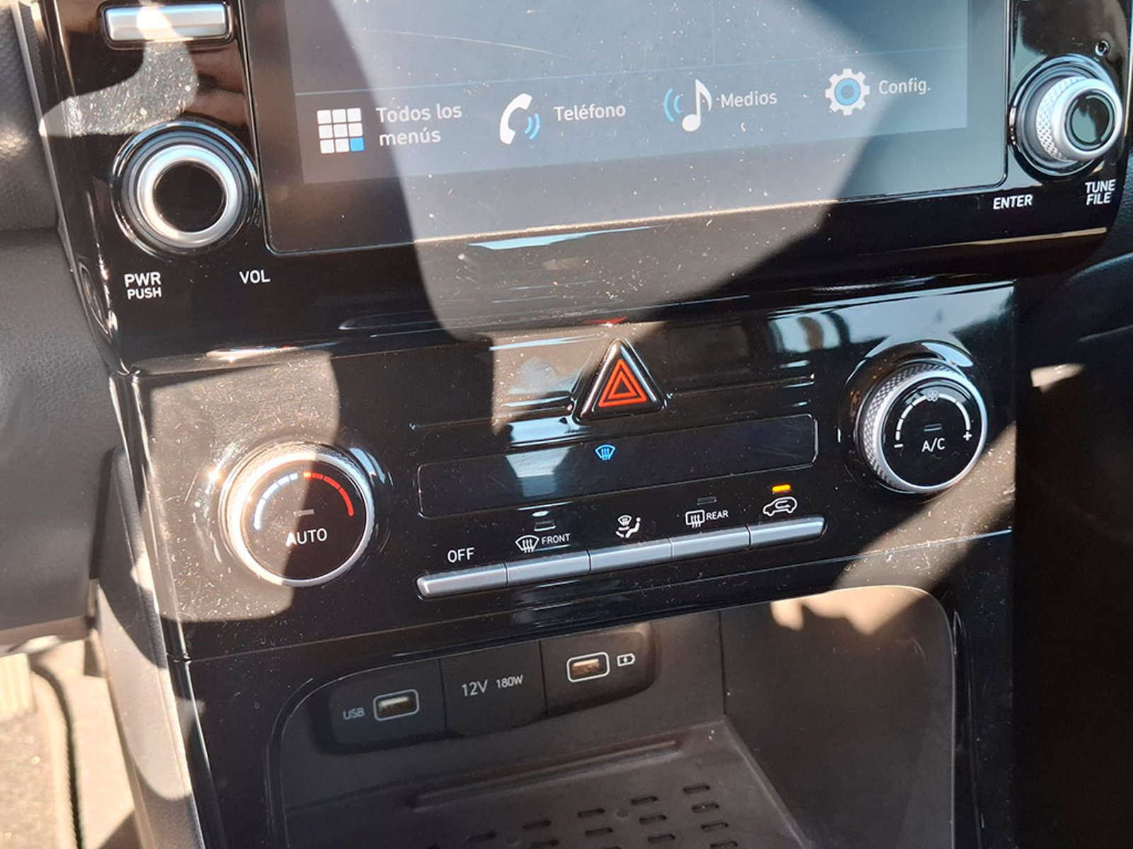 Hyundai CRETA 1.5 SU2ID DESIGN MT 2024 - Imagen 17 de 20