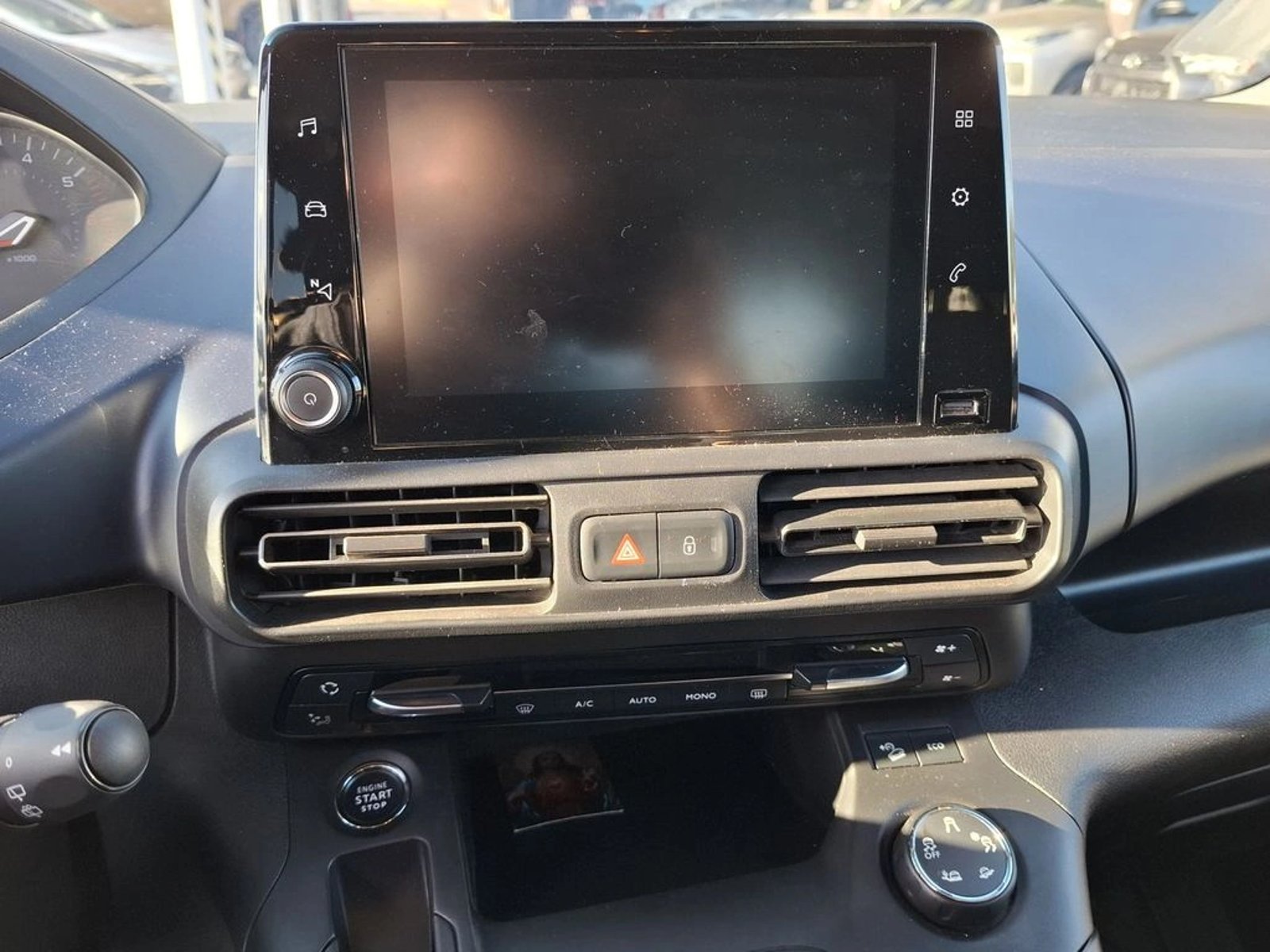 Peugeot RIFTER AT 1.5 D 2022 - Imagen 19 de 20