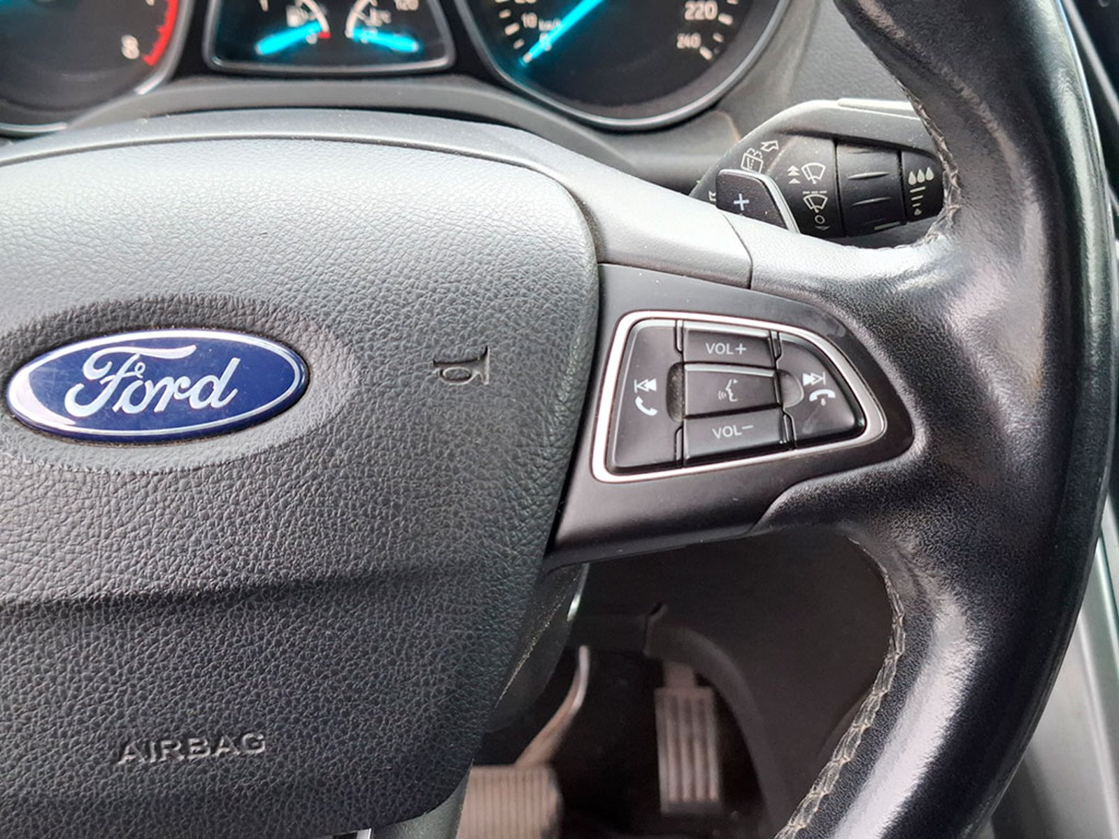 Ford ESCAPE 2.5 S 2017 - Imagen 13 de 20