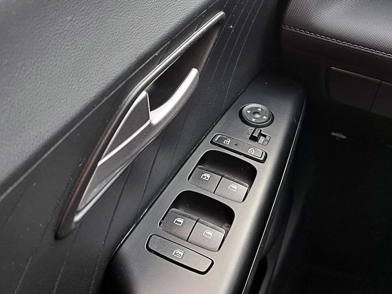 Hyundai ACCENT 1.5 BN7I DESIGN MT 2024 - Imagen 10 de 18