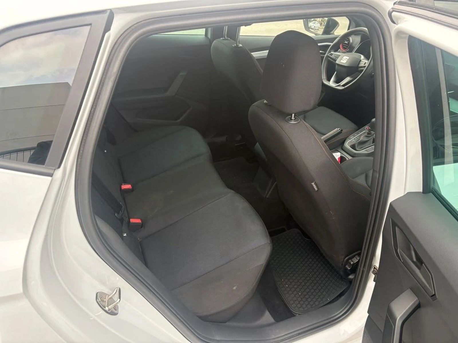 SEAT IBIZA 1.0 FR AT 2026 - Imagen 10 de 12