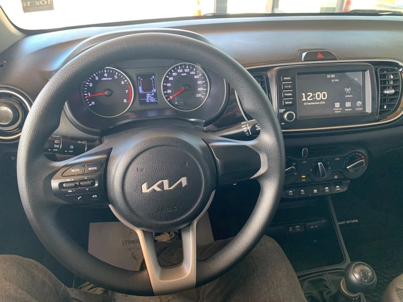 Kia SOLUTO LX 1.4 2026 - Imagen 9 de 10
