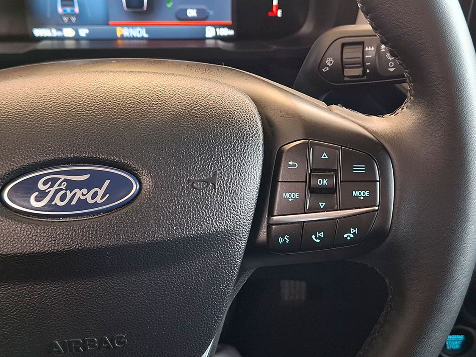 FORD MAVERICK 2.5 LARIAT FHEV AT 4X4 2025 - Imagen 13 de 20