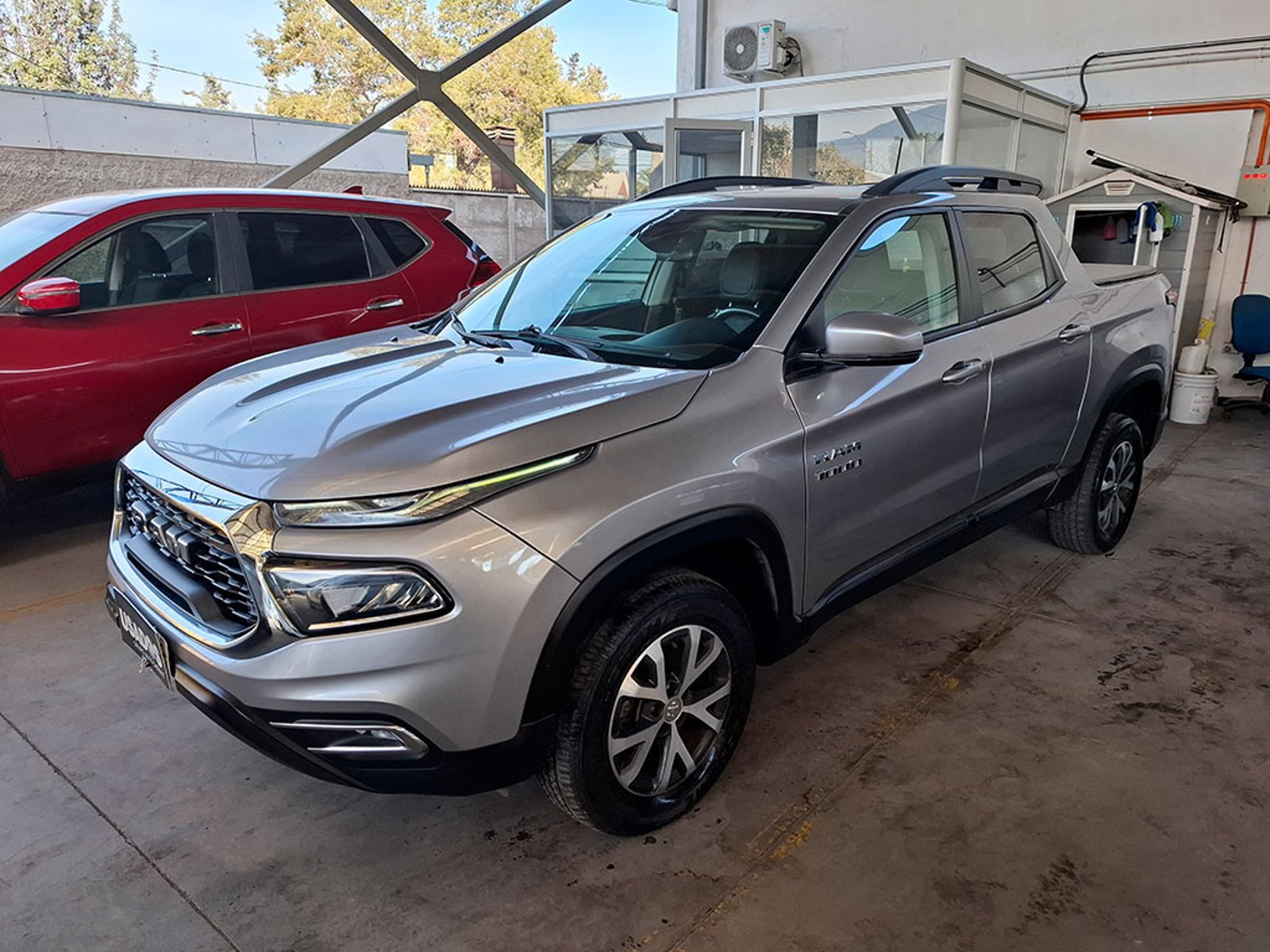 RAM 1000 1.8 BIG HORN LX 2022 - Foto 2 de 20