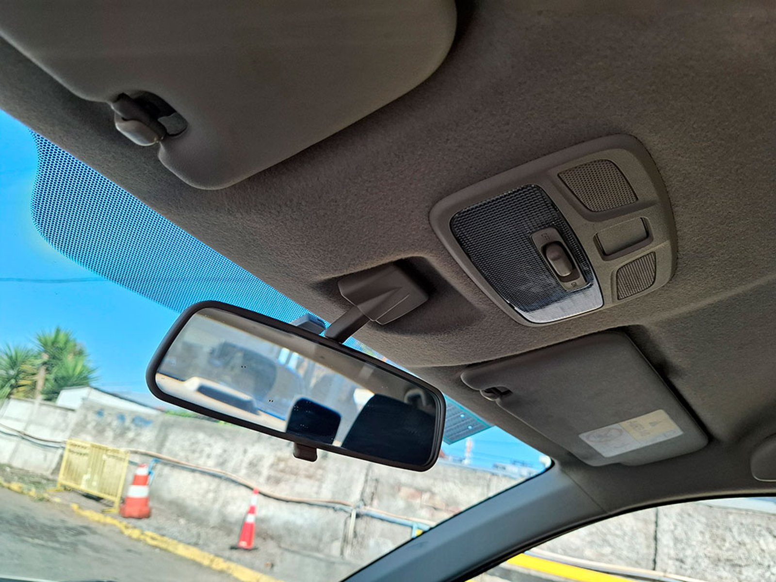 Suzuki DZIRE 1.2 GL SPORT MT 2022 - Imagen 17 de 20