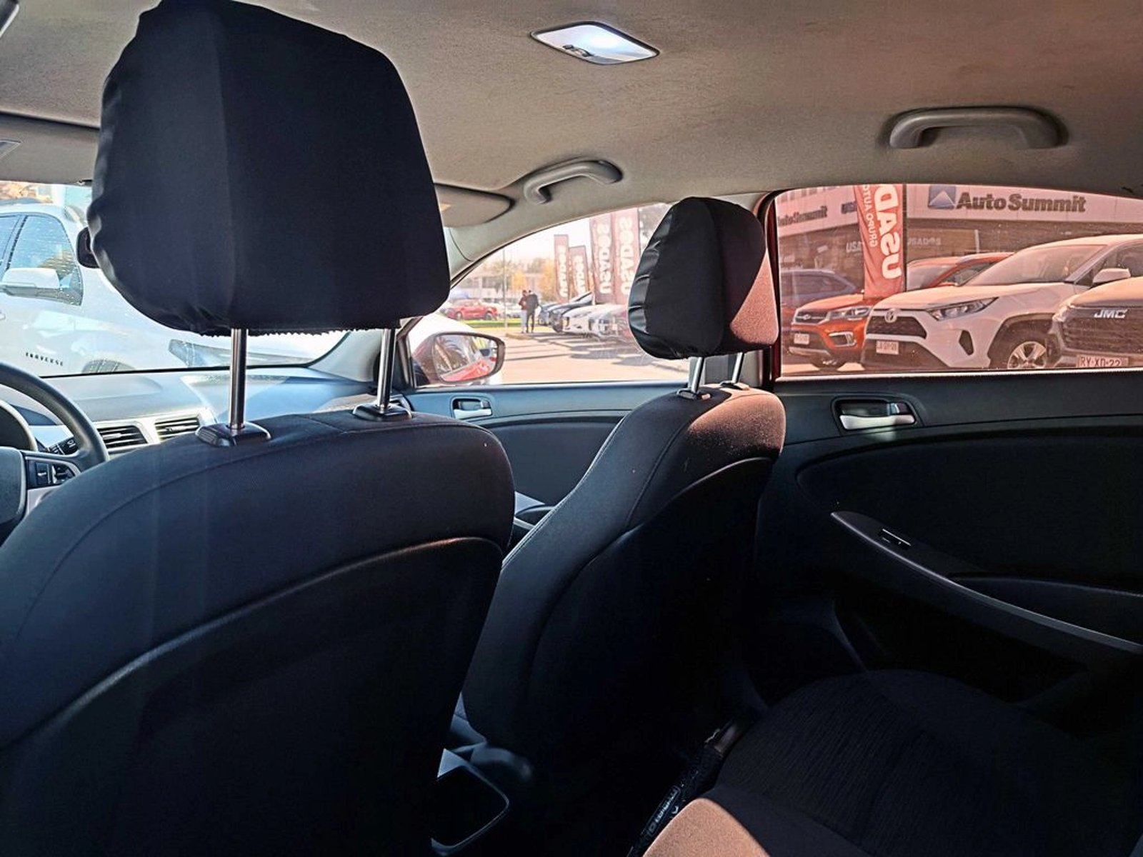 HYUNDAI ACCENT 1.4 GL MT 4X2 2018 - Imagen 11 de 17