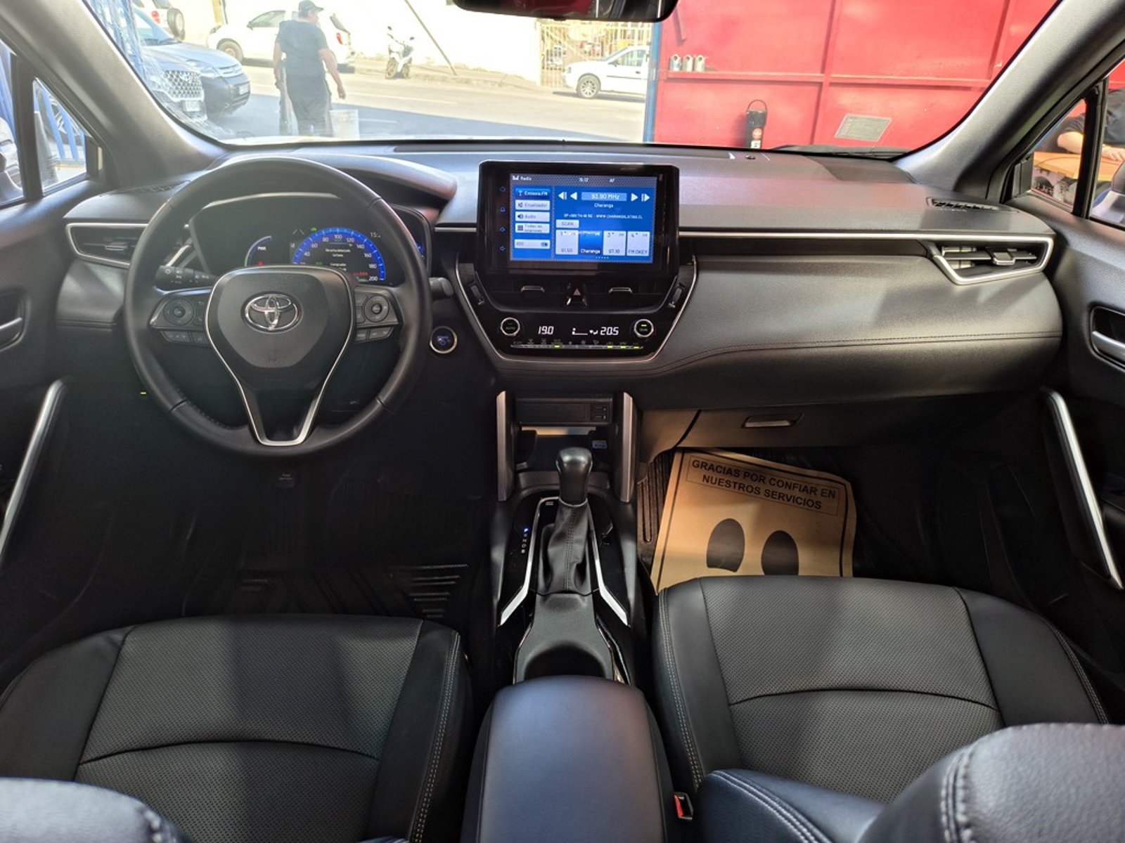 Toyota COROLLA CROSS 1.8 XEI HYBRID 2023 - Imagen 16 de 20