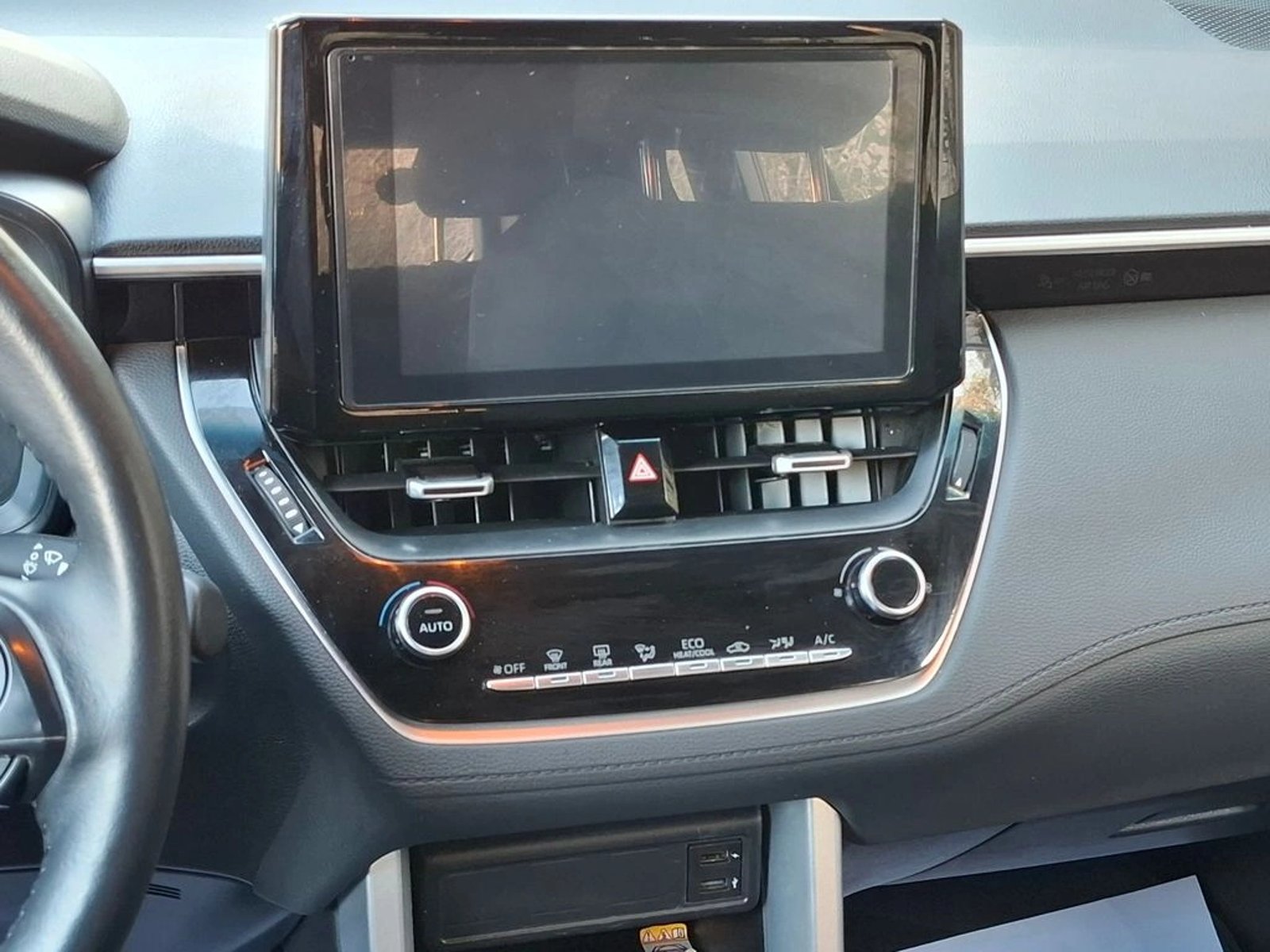 Toyota COROLLA CROSS HYBRID 1.5 MT 2023 - Imagen 18 de 20