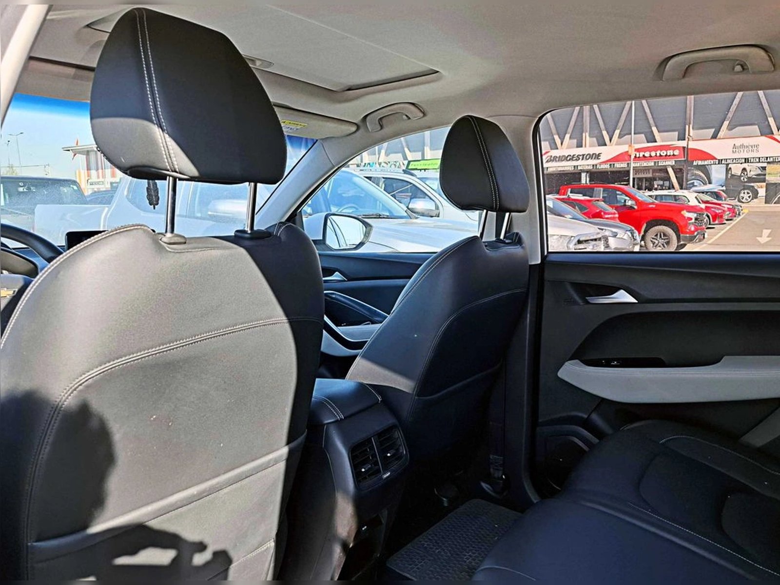 Chevrolet CAPTIVA 1.5T PREMIER CVT AT 2021 - Imagen 11 de 18