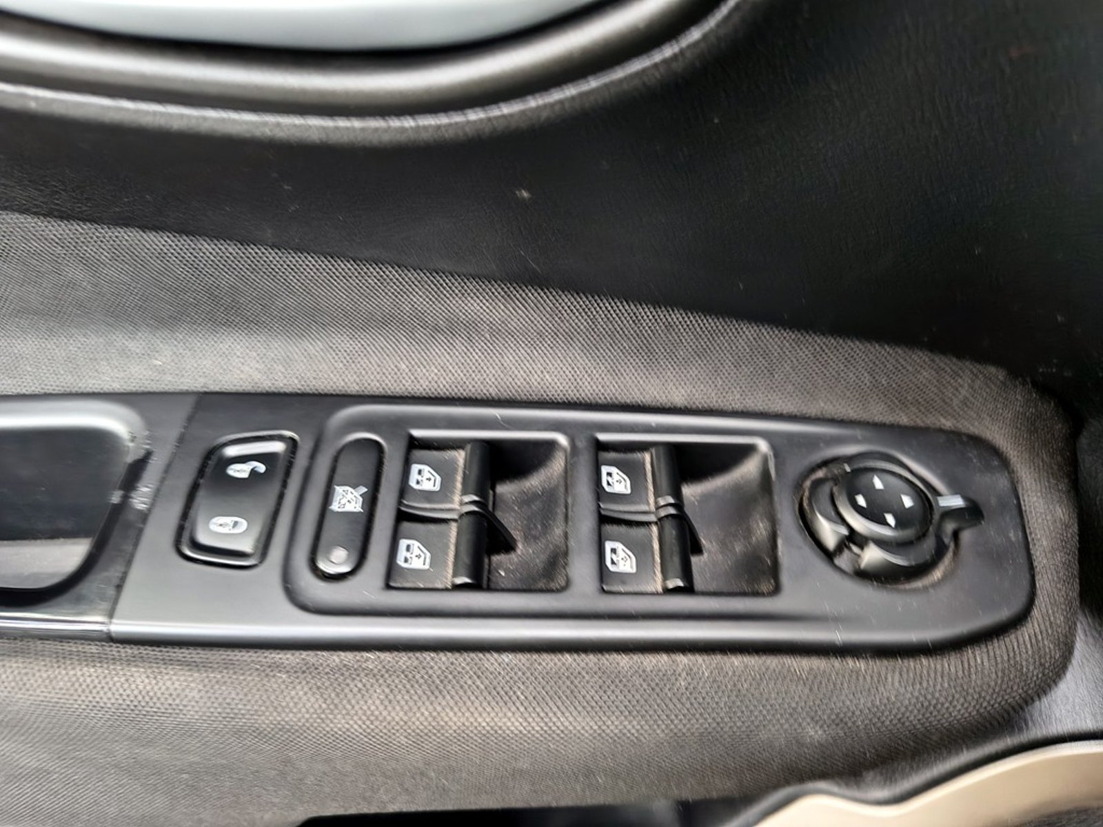JEEP RENEGADE 1.8 SPORT LX 2018 - Imagen 9 de 20
