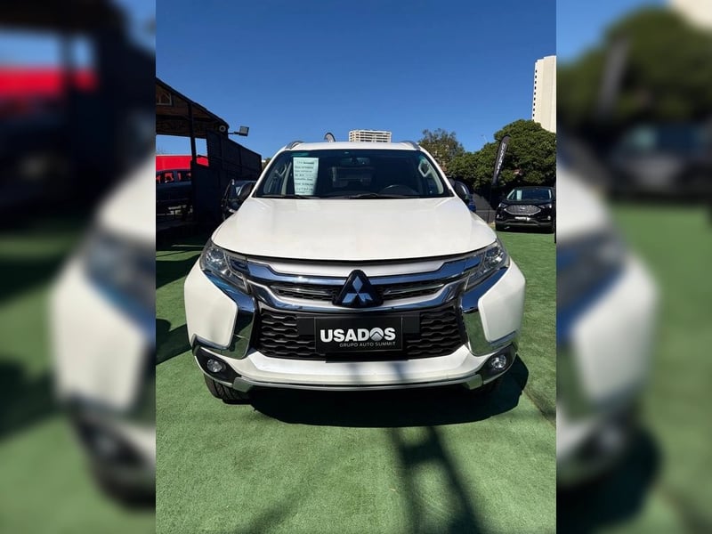 Mitsubishi MONTERO SPORT 2.4 4X2 DIESEL 2019 - Imagen 3 de 9