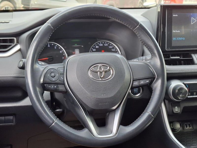 Toyota RAV4 2.0 XLE AT 2019 - Imagen 15 de 19