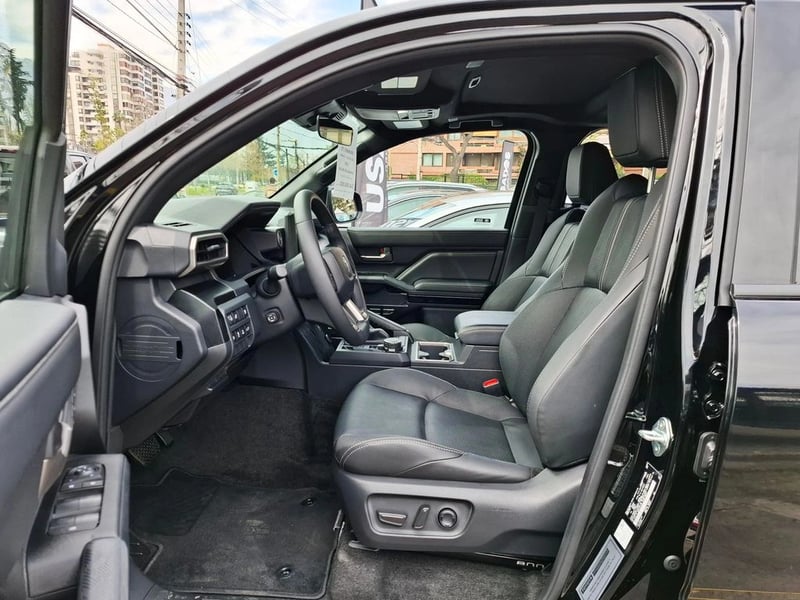 Toyota 4RUNNER LIMITED 4X4 2.4 AUT 2026 - Imagen 14 de 20