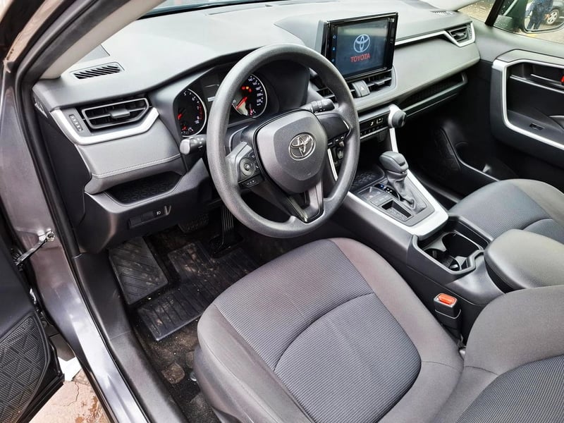 Toyota RAV4 2.0 LE AUT 2021 - Imagen 14 de 20
