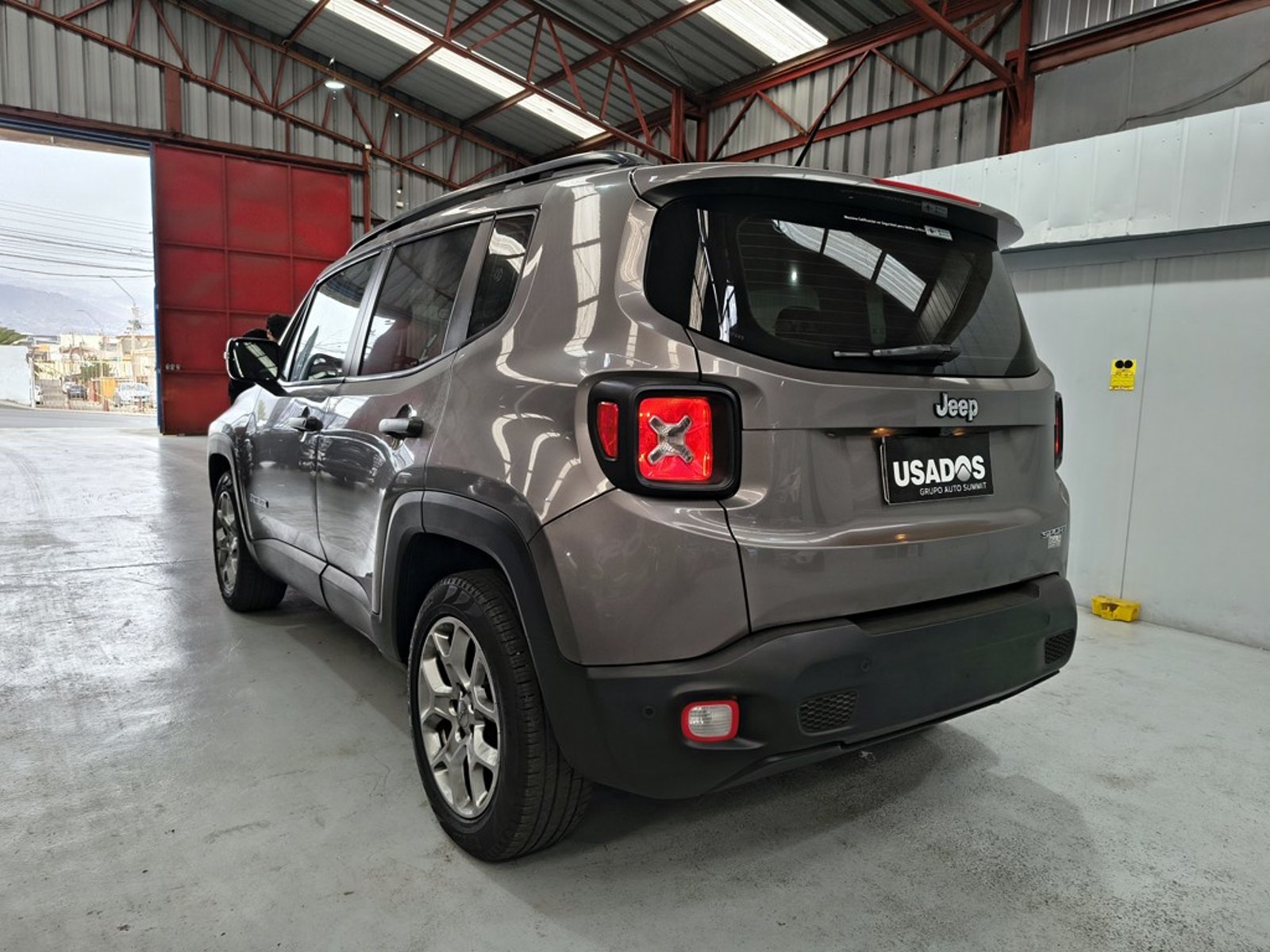 JEEP RENEGADE 1.8 SPORT LX 2018 - Imagen 6 de 20