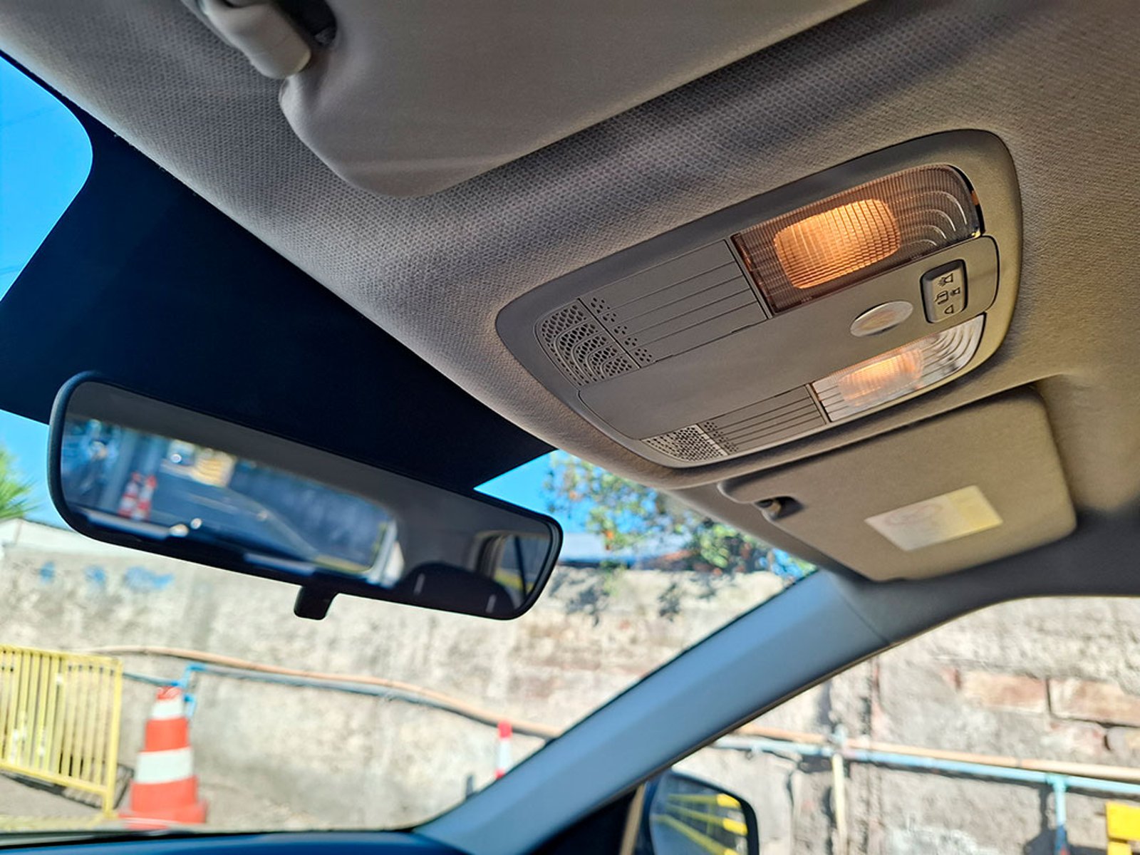 Hyundai CRETA 1.5 SU2ID DESIGN MT 2024 - Imagen 19 de 20