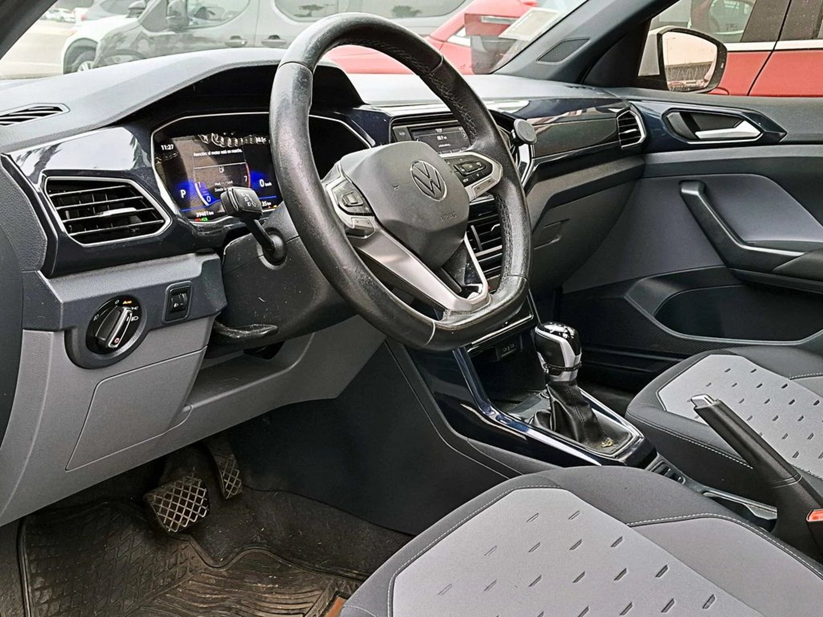 VOLKSWAGEN T-CROSS 1.0 TSI HIGHLINE AT 2024 - Imagen 6 de 15