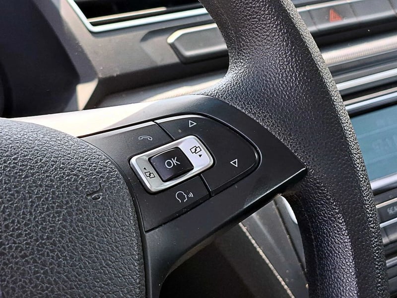 Volkswagen VOYAGE 1.6 TRENDLINE MT 2022 - Imagen 13 de 16
