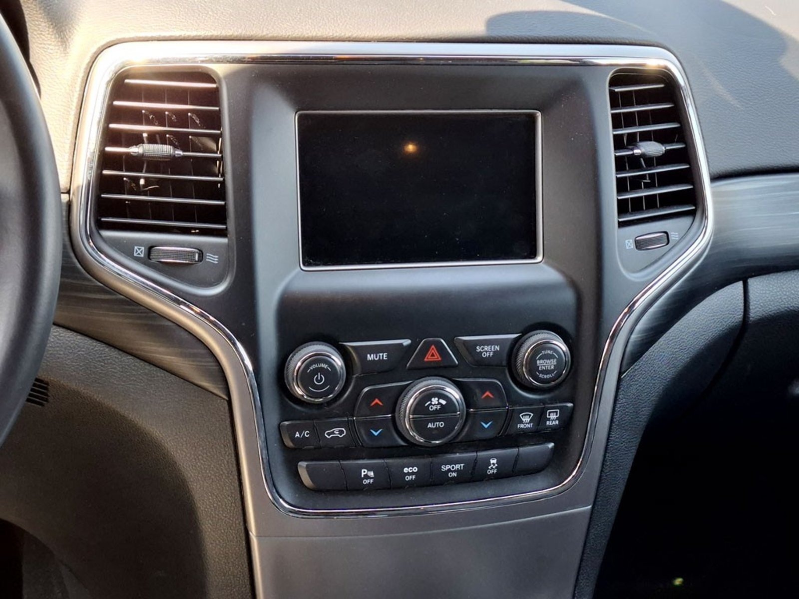 JEEP GRAND CHEROKEE 3.0 LAREDO TD DIESEL 4X4 AT 5P 2020 - Imagen 20 de 20