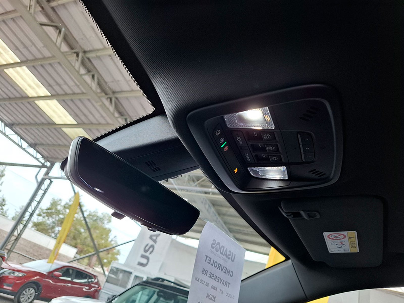 CHEVROLET TRAVERSE 3.6L LT AWD AT 5P 2024 - Imagen 18 de 20