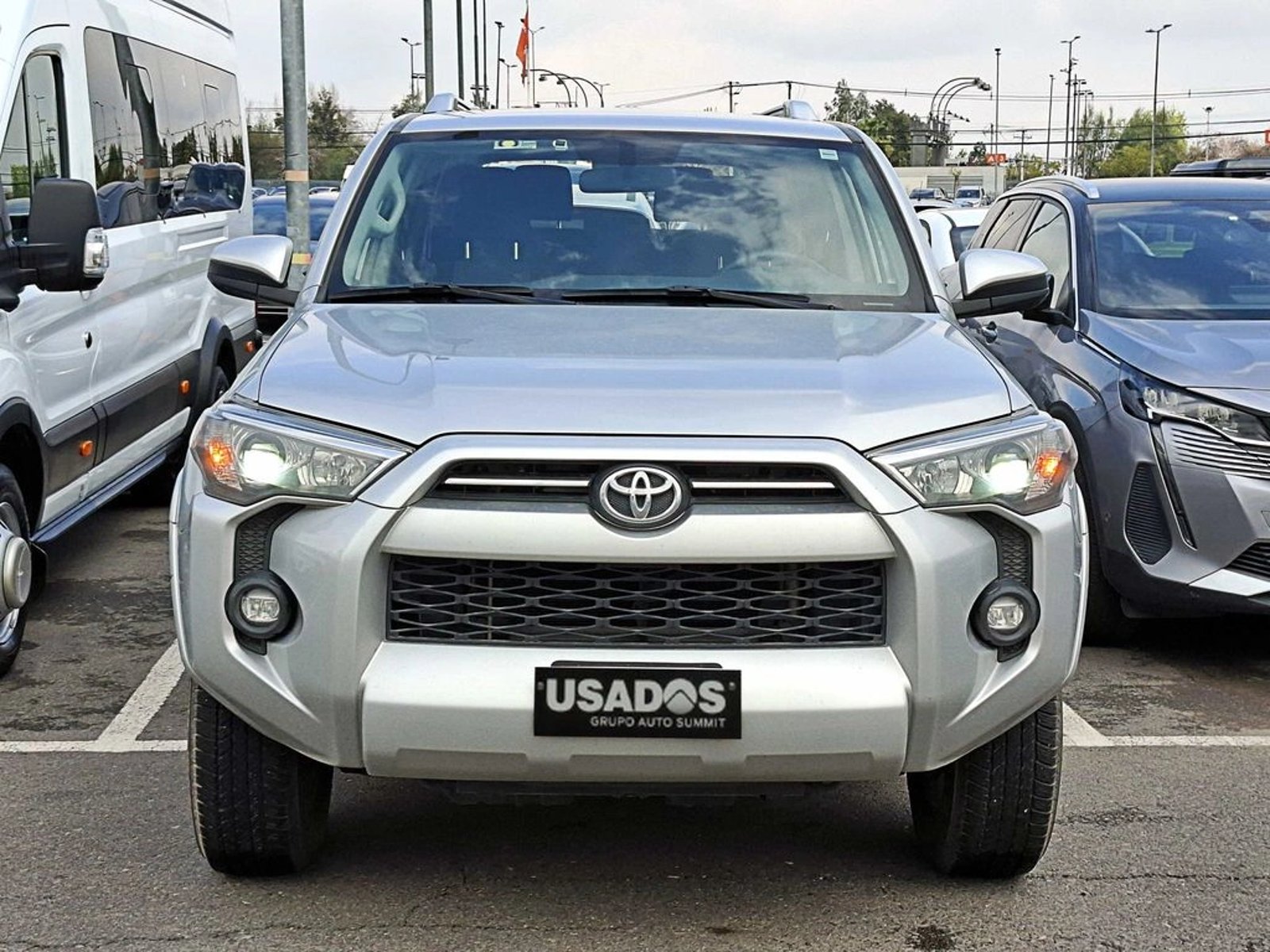 Toyota 4RUNNER 4.0 SR5 CONNECTED AT 2025 - Foto 3 de 6
