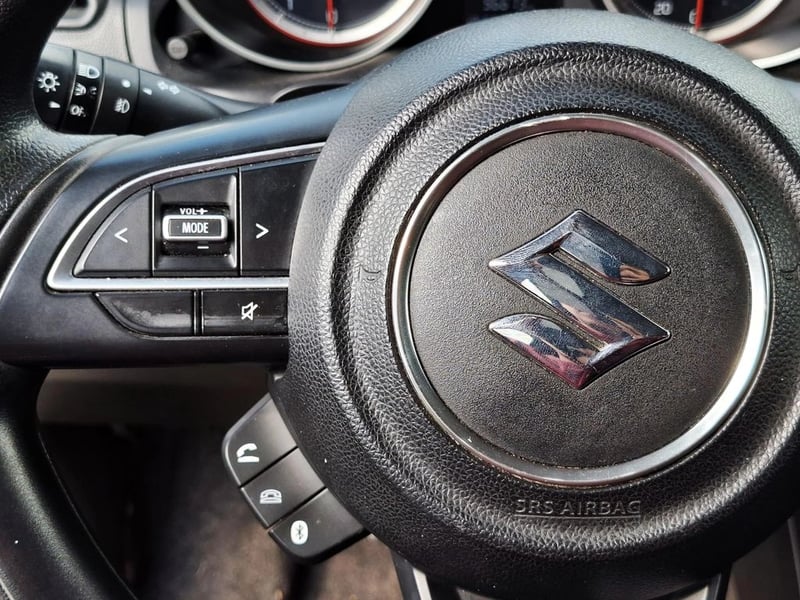 Suzuki SWIFT 1.2 2021 - Imagen 17 de 20