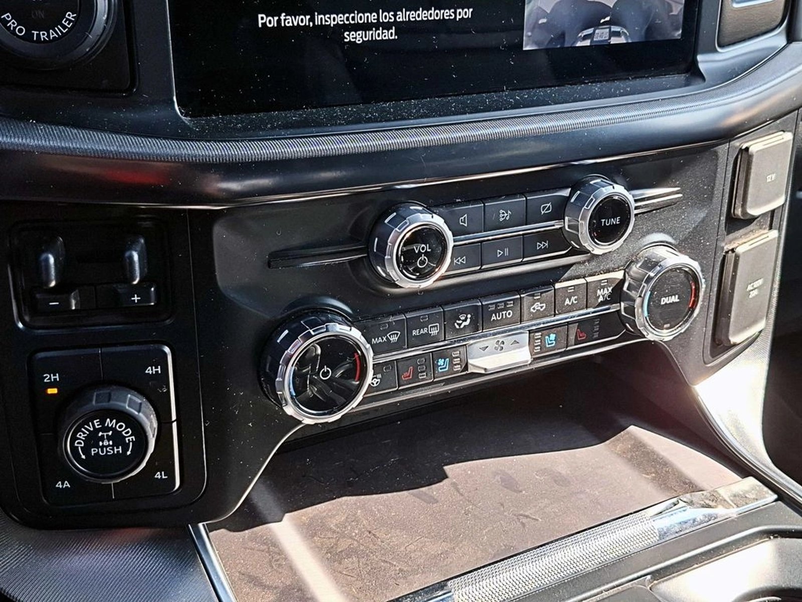FORD F-150 PLATINUM CC 4X4 3.5L 2025 - Imagen 18 de 19