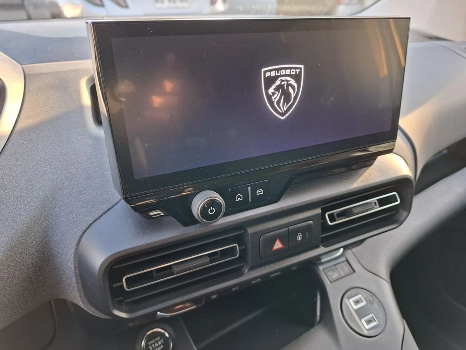 Peugeot RIFTER ALLURE 4X2 1.5 AUT 2026 - Imagen 17 de 20