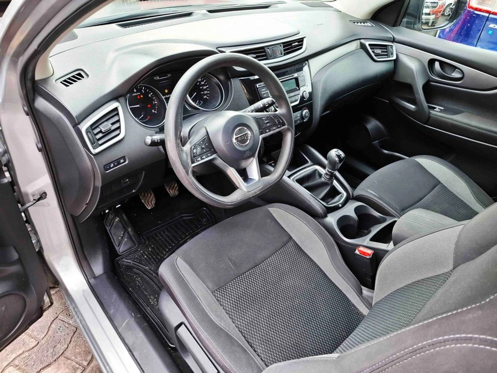 Nissan QASHQAI 2.0 SENSE MT 2019 - Imagen 17 de 20