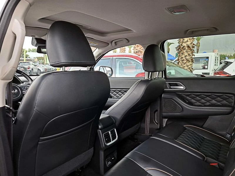 Great Wall POER 2.0 DELUXE AT 4X4 DIESEL 2025 - Imagen 12 de 18