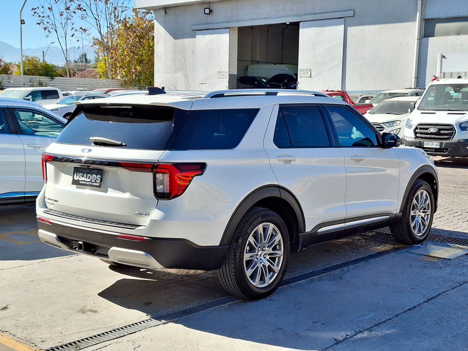 FORD EXPLORER 2.3 ECOBOOST PLATINUM 4WD 2025 - Imagen 7 de 20