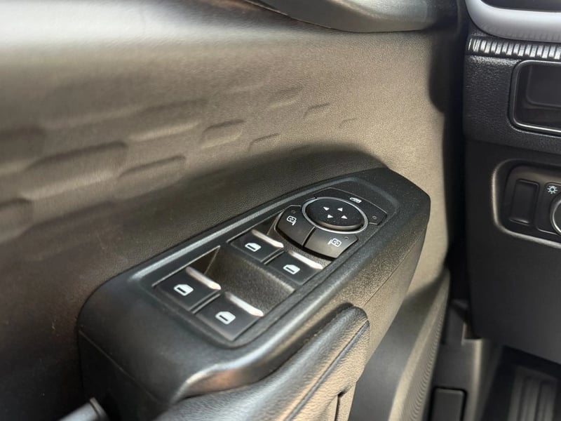 Ford RANGER 2.0 XLS MT 4X4 DIESEL 2024 - Imagen 10 de 18