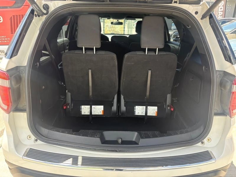 Ford EXPLORER 3.5 XLT 4X2 AT 5P 2019 - Imagen 11 de 12