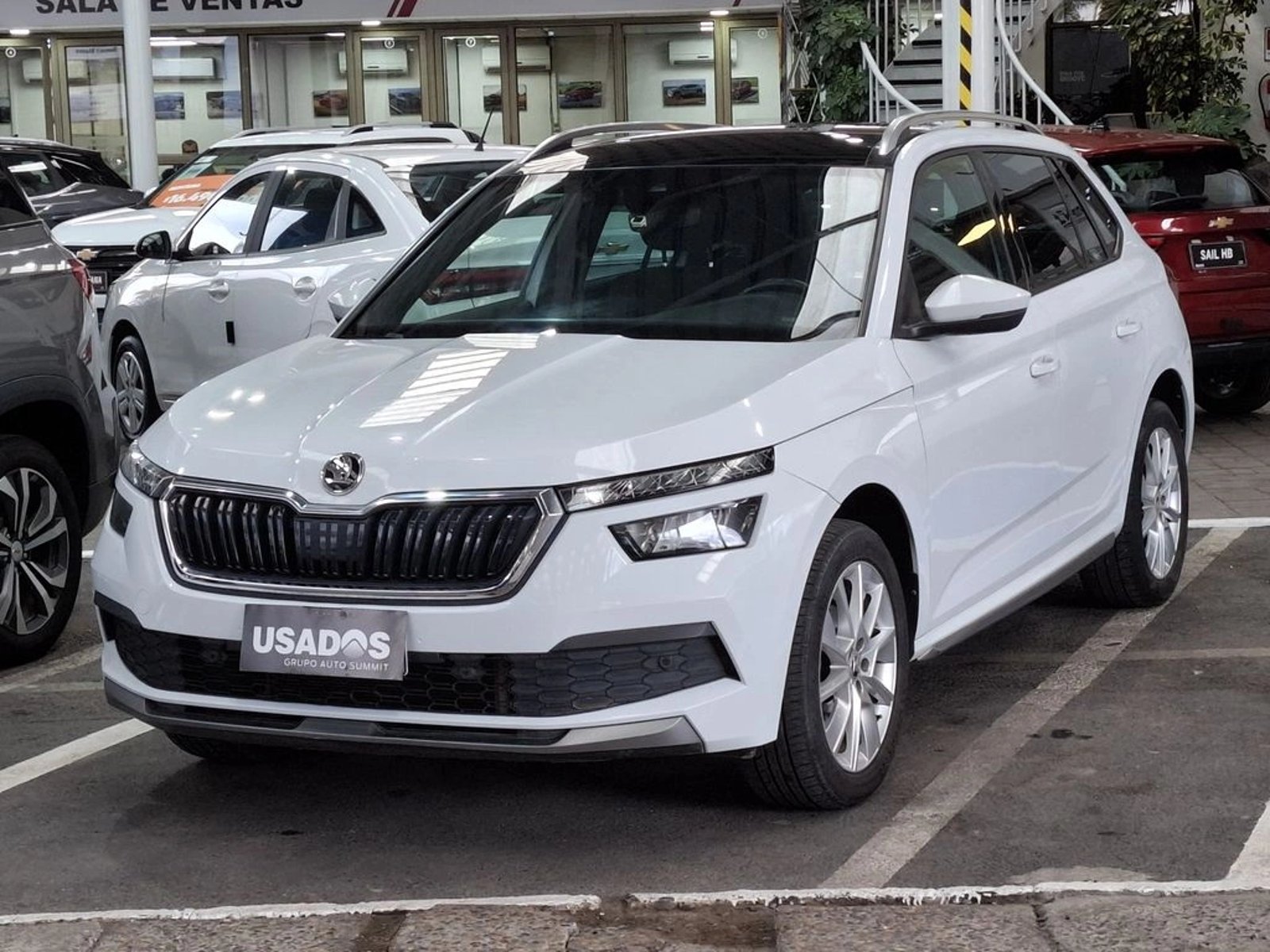 Skoda KAMIQ 1.5 TSI STYLE 4X2 AT 5P 2022 - Foto 2 de 20