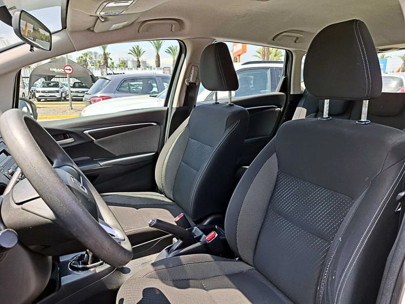Honda WR-V 1.5 EX MT 2017 - Imagen 8 de 14