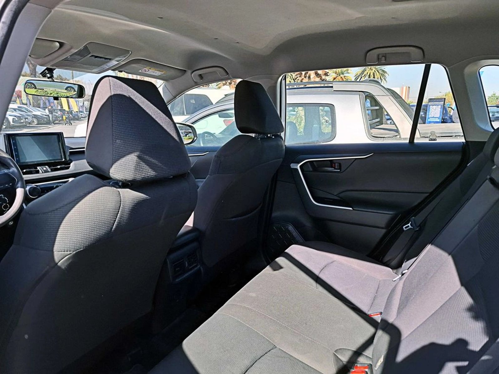 TOYOTA RAV4 LE 2.0 4X2 AT 5P 2021 - Imagen 12 de 20