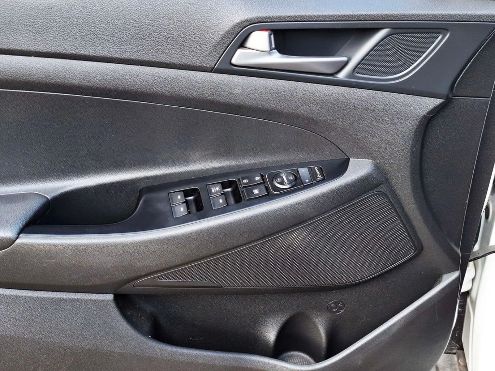 Hyundai TUCSON 2.0 GL AUT 4X2 2018 - Imagen 13 de 20