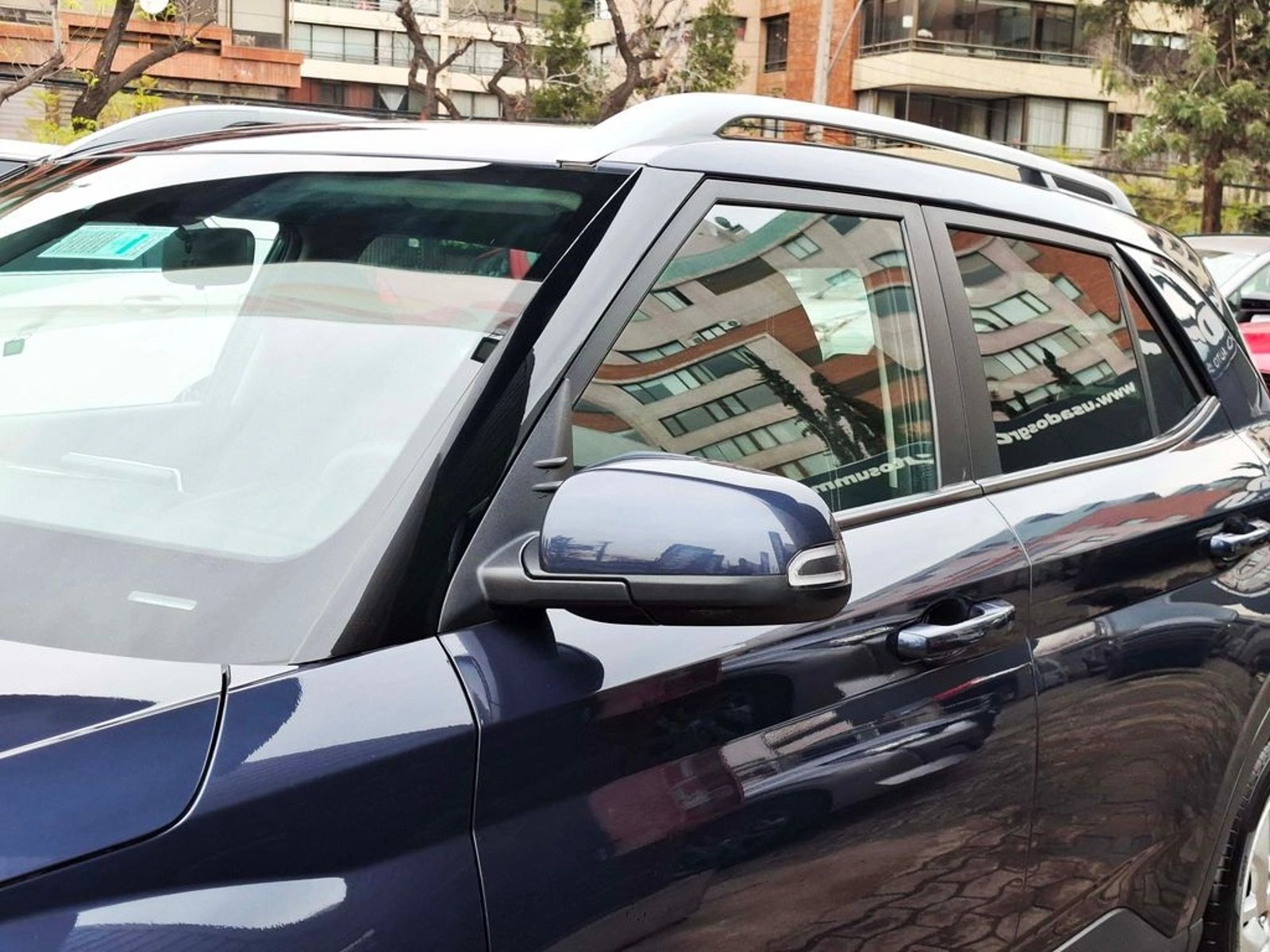 Hyundai VENUE 1.6 QX PREMIUM MT 2021 - Foto 4 de 20