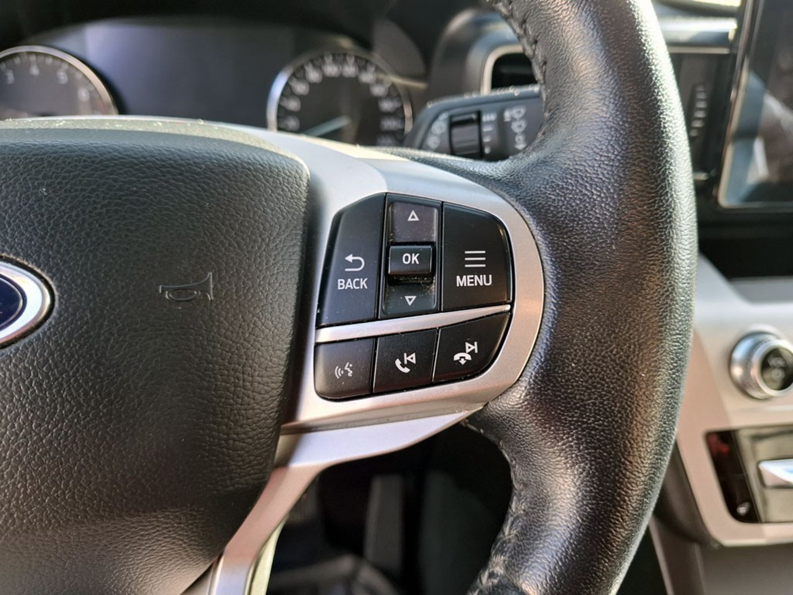 FORD EXPLORER XLT 2.3 AUT 2022 - Imagen 14 de 20