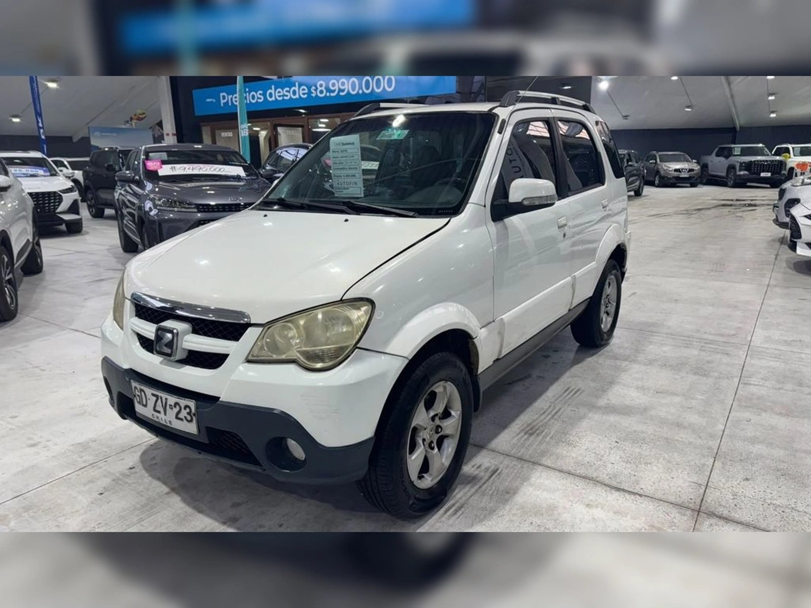 ZOTYE HUNTER HUNTER 1.5 MT 2014 - Foto 3 de 13